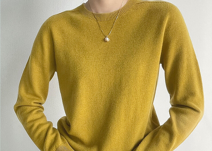 公司占地50亩，专业生产丝绸产品，针织羊毛服饰。 我们的“蕊凯”品牌，是浙江省丝绸行业优秀品牌。 